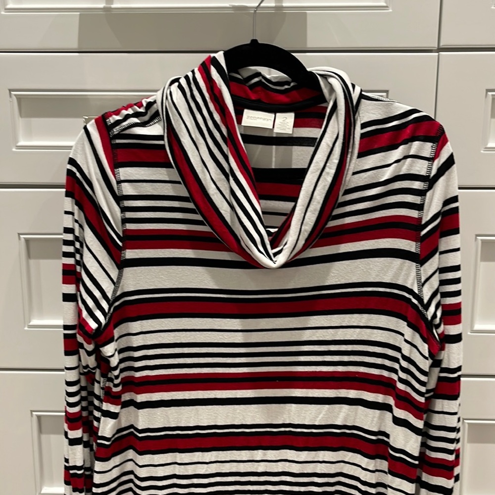 Chico’s Zenergy super soft lounge wear turtleneck size 2